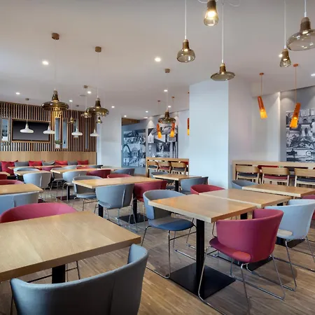 Holiday Inn Express Munich City West By Ihg-3
